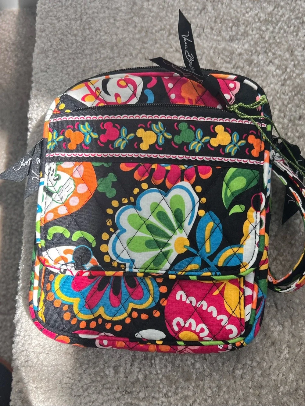 🌺 NWT Vera Bradley x Disney Parks Mickey’s Colorful Garden Triple Zip Hipster 🌺